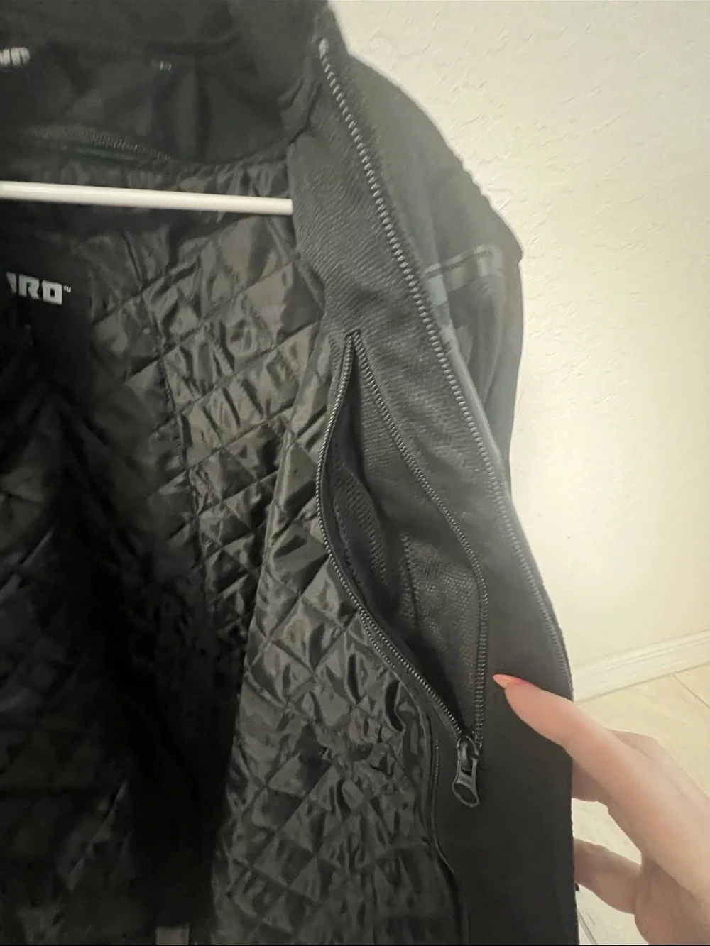 ICON zipper broken